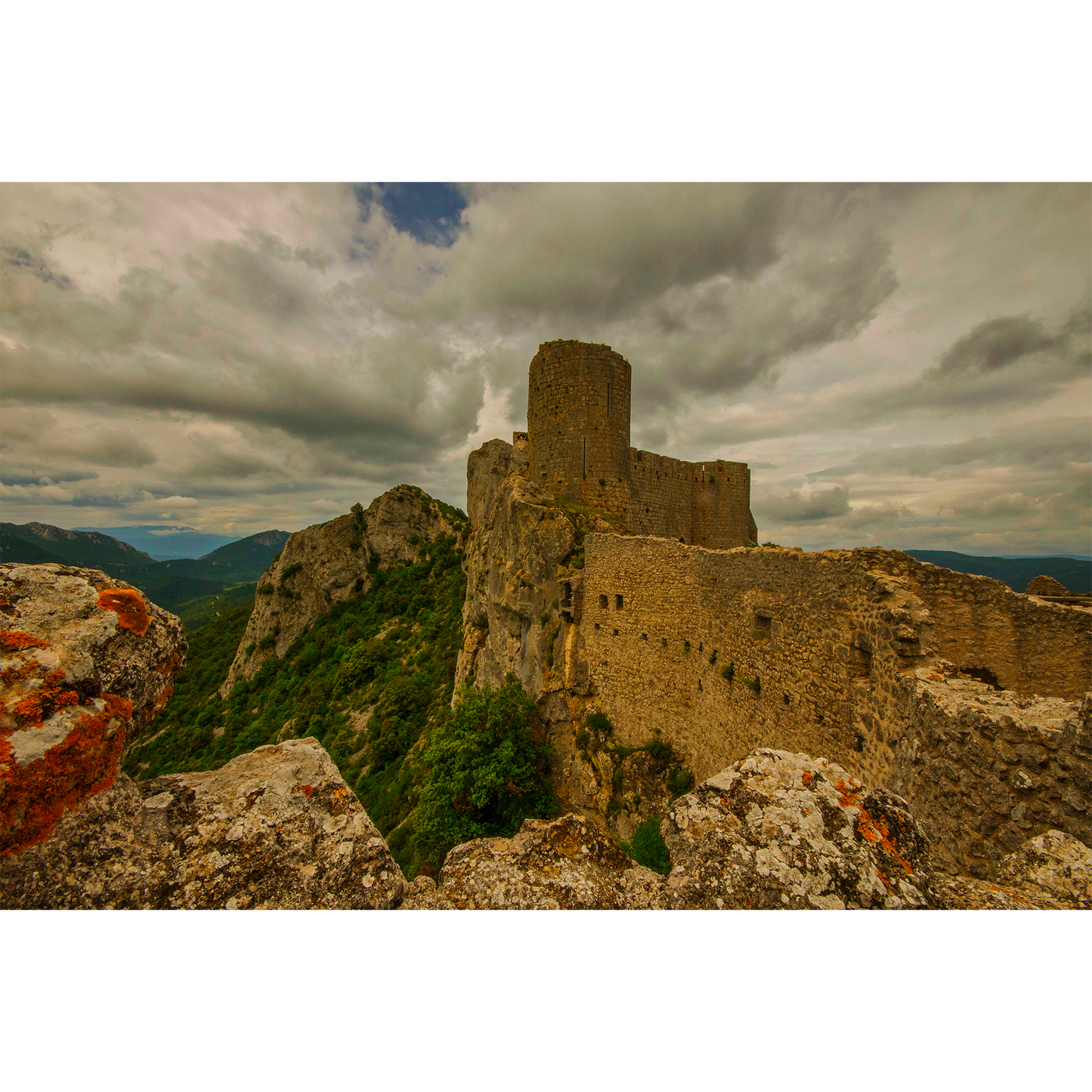 Château de Quéribus - Majestic Cathar Fortress Perched on a Rocky Peak